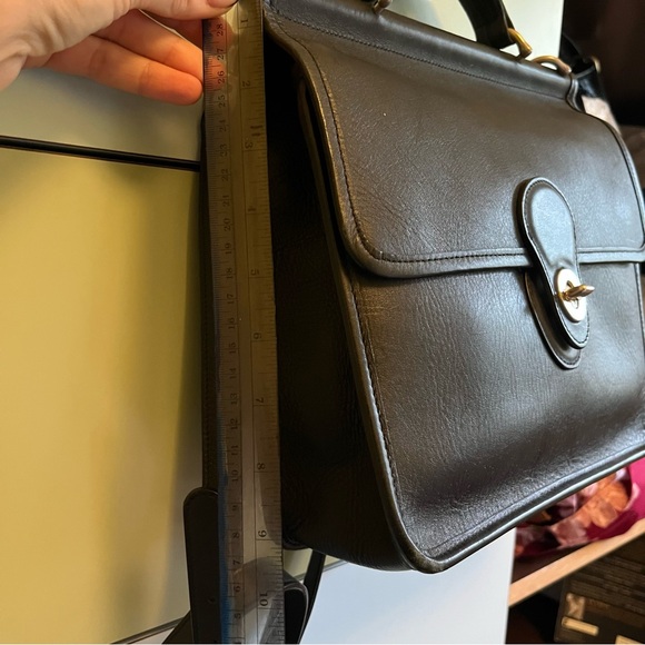 Coach Black Leather Willis Bag - Picture 14 of 16